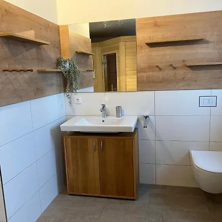 Die Haffhaeuser Ferienwohnung V * Garz (Usedom)